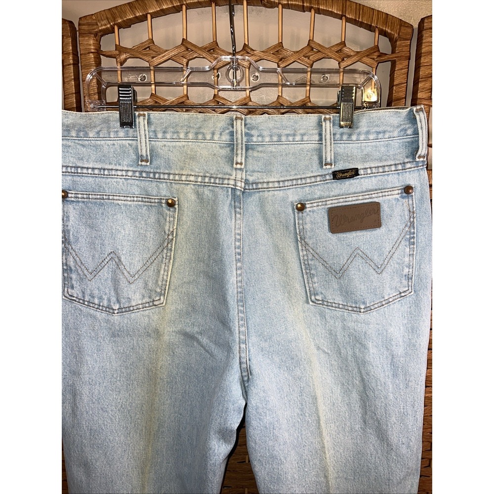 Vintage Wrangler Cowboy Cut Classic Patch Straight Leg Washed Out 36x34